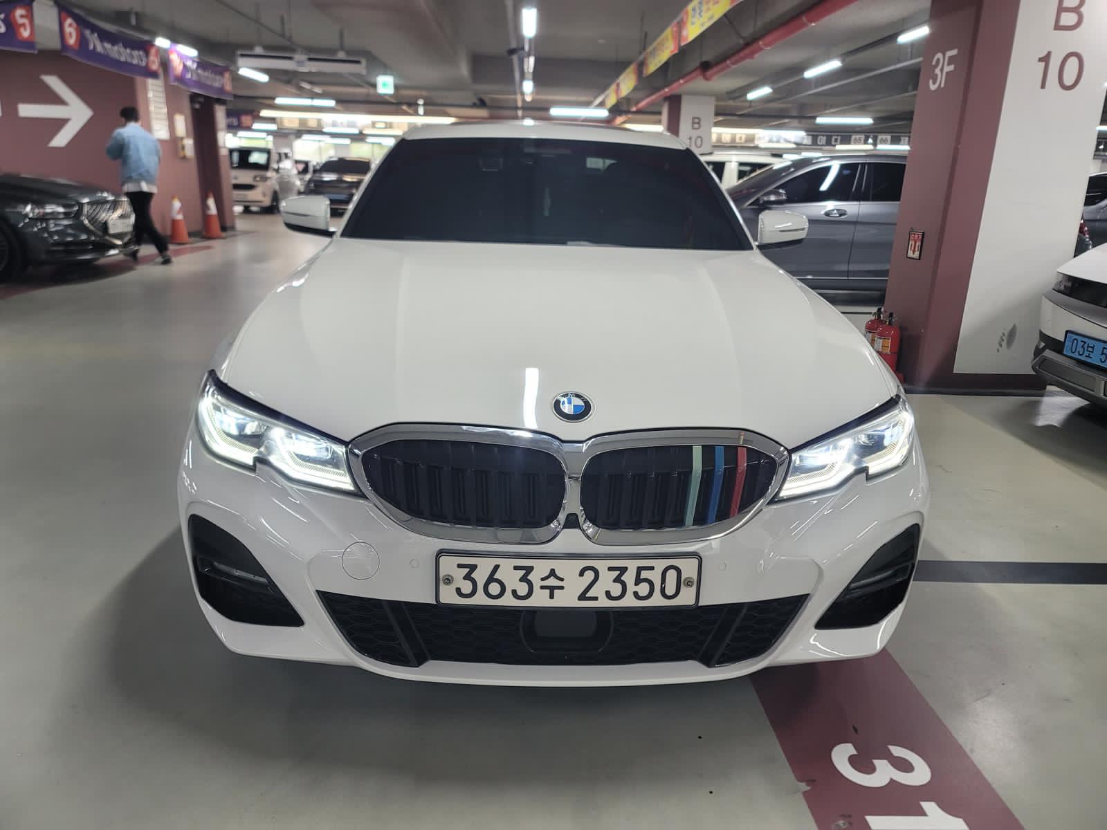 BMW 320